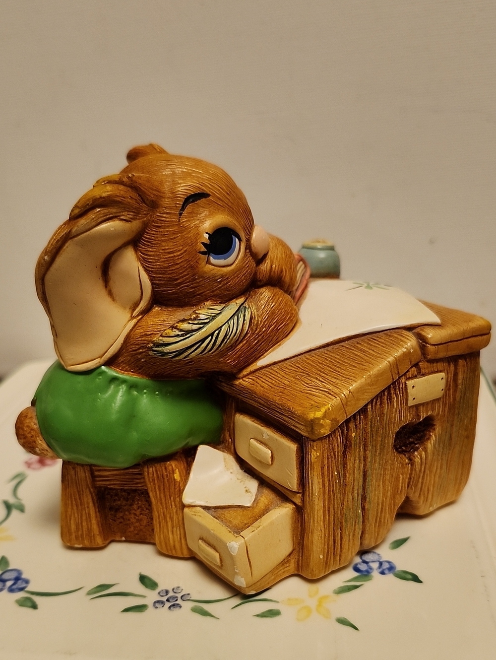 Pendelfin Boswell Desk Rabbit Figure - Picture 4 of 5